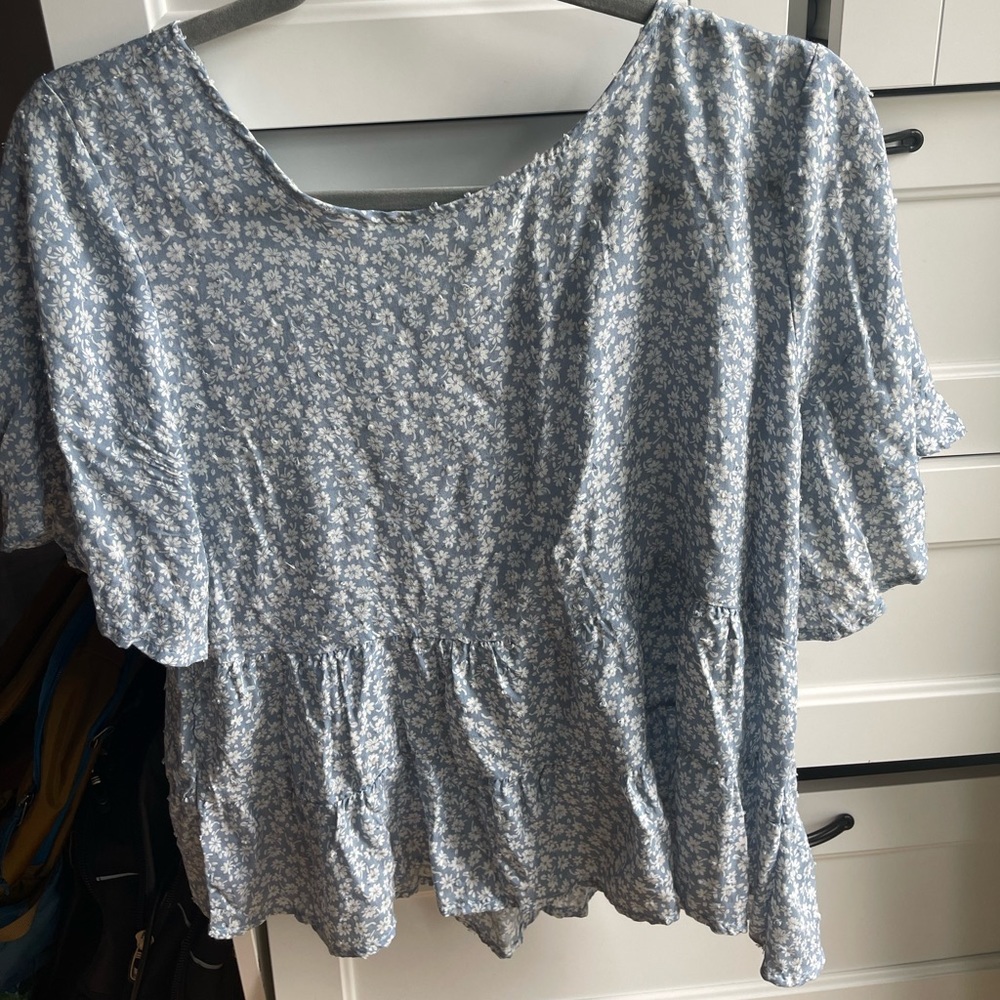 Women’s Short Sleeve Top
